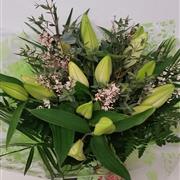 Elegant Lily Bouquet